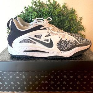 KD 15 BASKETBALL SHOES SIZE 16 MENS